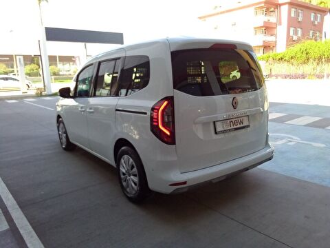 renault, kangoo multix, 1.5 bluedci techno, manuel, dizel 2.el otomobil | renew 13