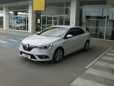 Sedan 1.3 TCe Joy, 2. el otomobil | renew