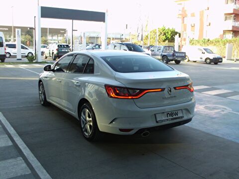 renault, megane, sedan 1.3 tce joy, manuel, benzin 2.el otomobil | renew 21