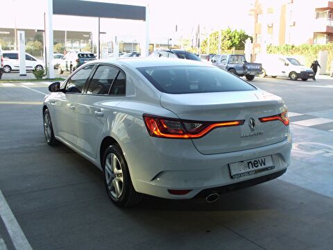 renault, megane, sedan 1.3 tce joy, manuel, benzin 2.el otomobil | renew 17