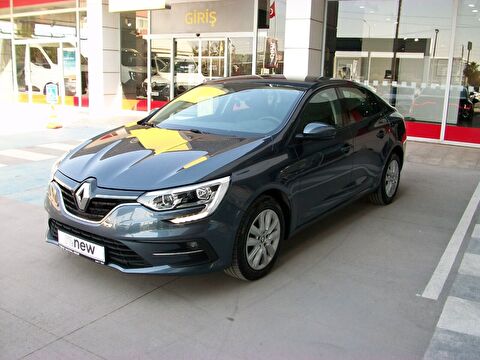 Sedan 1.3 TCe Touch EDC, 2. el otomobil | renew