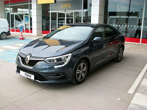 Sedan 1.3 TCe Touch EDC, 2. el otomobil | renew