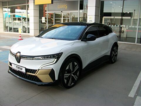 Crossover EV60 Iconic Otomatik, 2. el otomobil | renew