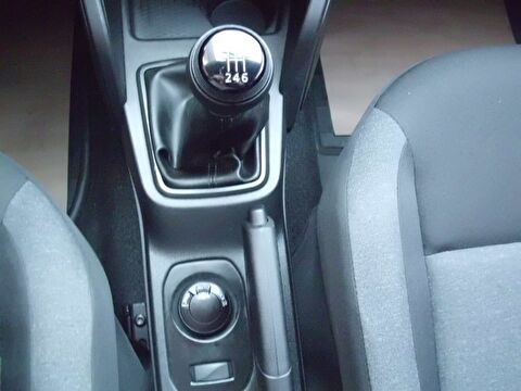 dacia, duster, suv 1.5 bluedcı 4x4 essential, manuel, dizel 2.el otomobil | renew 21