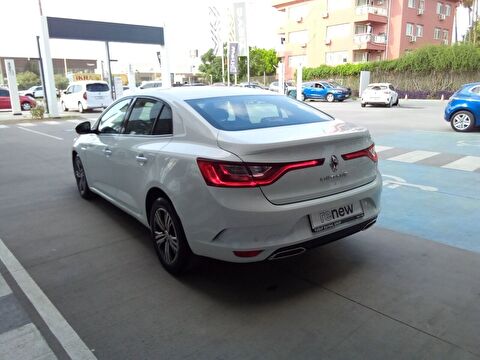 renault, megane, sedan 1.3 tce touch edc, otomatik, benzin 2.el otomobil | renew 17