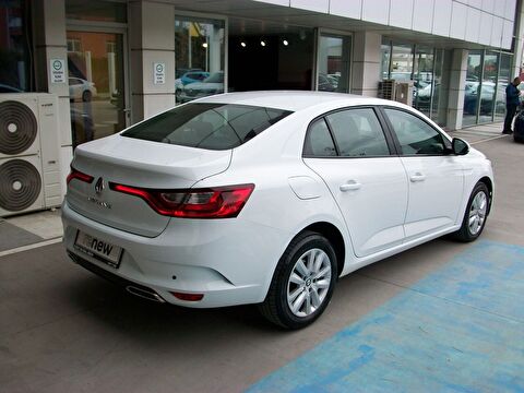 renault, megane, sedan 1.3 tce joy, otomatik, benzin 2.el otomobil | renew 17