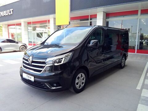 2.0 DCI 6m3 Grand Confort 8+1, 2. el otomobil | renew