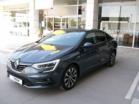 Sedan 1.3 TCe Icon EDC, 2. el otomobil | renew