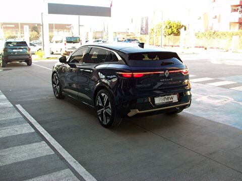 renault, megane e-tech, crossover ev60 ıconic otomatik, otomatik, elektrik 2.el otomobil | renew 18