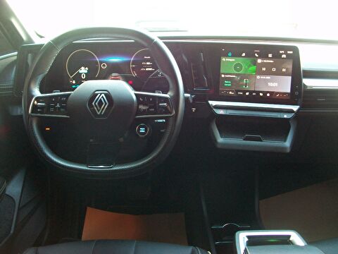 renault, megane e-tech, crossover ev60 ıconic otomatik, otomatik, elektrik 2.el otomobil | renew 21