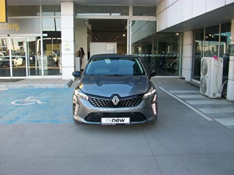 Hatchback 1.0 TCe Evolution X-Tronic, 2. el otomobil | renew