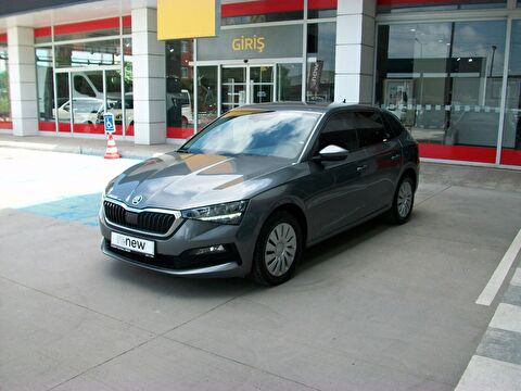 1.0 TSI Comfort DSG, 2. el otomobil | renew