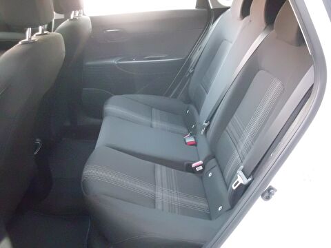 hyundai, i20, hatchback 1.4 mpı jump otomatik, otomatik, benzin 2.el otomobil | renew 18