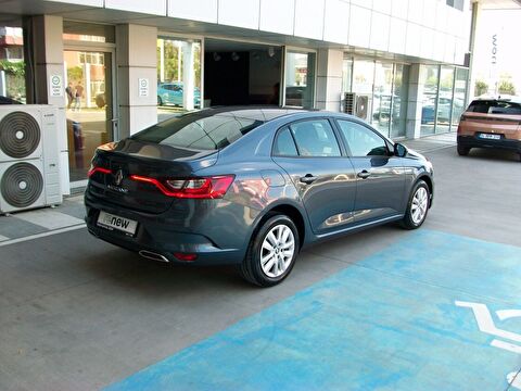 renault, megane, sedan 1.3 tce touch edc, otomatik, benzin 2.el otomobil | renew 18