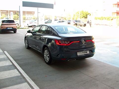 renault, megane, sedan 1.3 tce touch edc, otomatik, benzin 2.el otomobil | renew 10