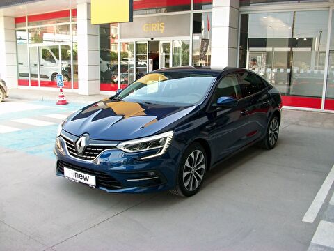 Sedan 1.3 TCe Icon EDC, 2. el otomobil | renew