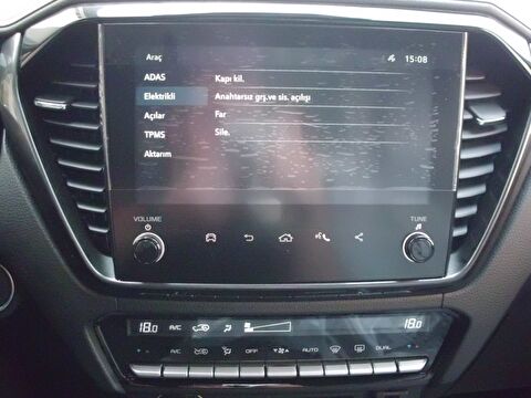 ısuzu, d-max, çift kabin pick-up 1.9 d 4x4 e6e v-cross otomatik, otomatik, dizel 2.el otomobil | renew 23