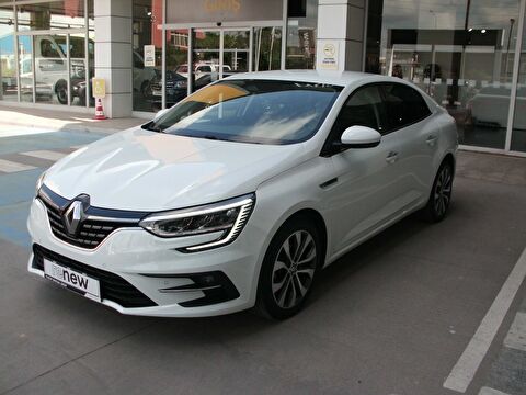 Sedan 1.3 TCe Icon EDC, 2. el otomobil | renew