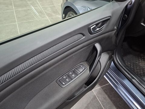 renault, megane, sedan 1.3 tce touch edc, otomatik, benzin 2.el otomobil | renew 13