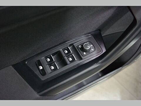 volkswagen, t-roc, suv 1.5 tsı act highline dsg, otomatik, benzin 2.el otomobil | renew 18