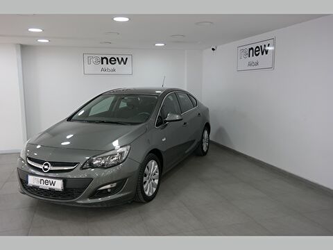 Sedan 1.4 Turbo Edition Plus, 2. el otomobil | renew