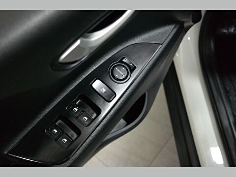 kia, stonic, 1.25 mpı cool, manuel, benzin 2.el otomobil | renew 17