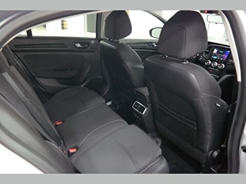 renault, megane, sedan 1.3 tce touch edc, otomatik, benzin 2.el otomobil | renew 9
