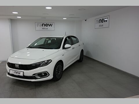 Sedan 1.4 Fire Urban, 2. el otomobil | renew
