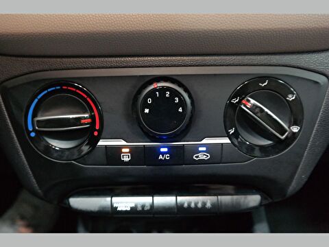 hyundai, i20, 1.0 t-gdı style panoramik cam tavan multimedya paketi dct, otomatik, benzin 2.el otomobil | renew 15