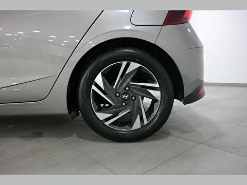 hyundai, i20, hatchback 1.4 mpı style otomatik, otomatik, benzin 2.el otomobil | renew 21