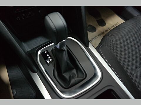 renault, megane, sedan 1.3 tce touch edc, otomatik, benzin 2.el otomobil | renew 15