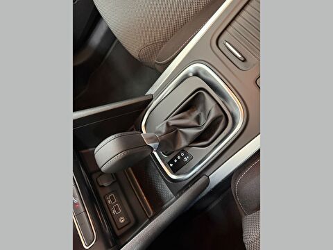 renault, megane, sedan 1.3 tce touch edc, otomatik, benzin 2.el otomobil | renew 15