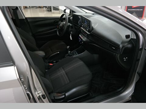 hyundai, bayon, suv 1.4 mpı jump, manuel, benzin 2.el otomobil | renew 7