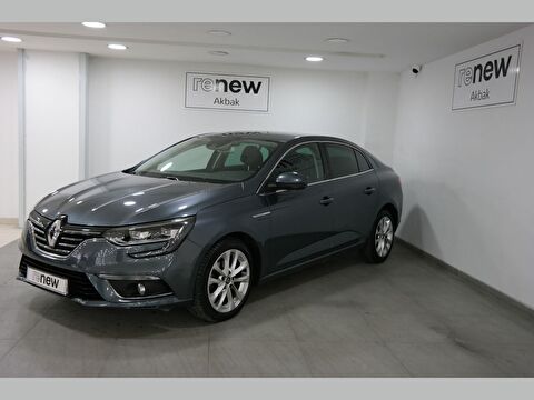 Sedan 1.3 TCe Icon EDC, 2. el otomobil | renew