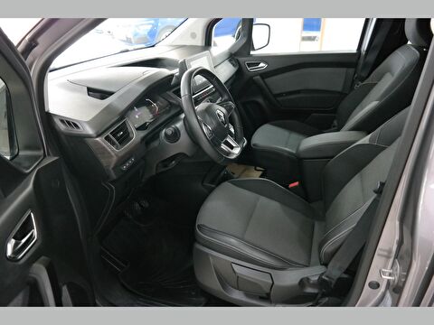 renault, kangoo multix, combi 1.3 tce ıconic edc, otomatik, benzin 2.el otomobil | renew 6