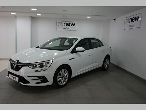 Sedan 1.3 TCe Joy EDC, 2. el otomobil | renew