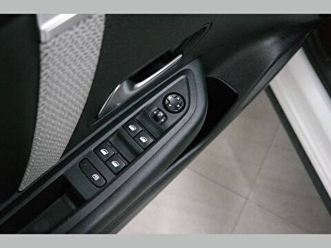 citroen, c4 x, 1.2 puretech shine eat8, otomatik, benzin 2.el otomobil | renew 20