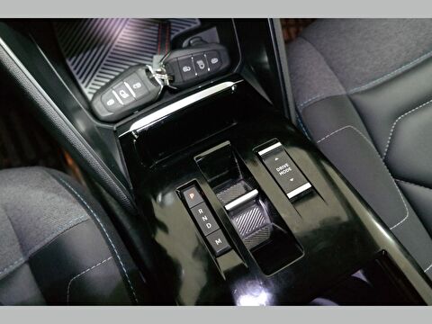 citroen, c4 x, 1.2 puretech shine eat8, otomatik, benzin 2.el otomobil | renew 17