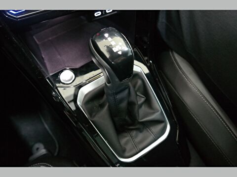 volkswagen, t-roc, suv 1.5 tsı act r line dsg, otomatik, benzin 2.el otomobil | renew 17