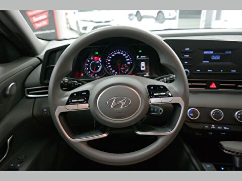 hyundai, elantra, sedan 1.6 mpı style comfort otomatik, otomatik, benzin 2.el otomobil | renew 11