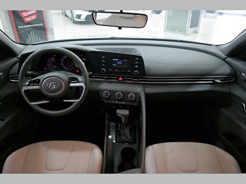hyundai, elantra, sedan 1.6 mpı style comfort otomatik, otomatik, benzin 2.el otomobil | renew 10