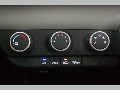 hyundai, elantra, sedan 1.6 mpı style comfort otomatik, otomatik, benzin 2.el otomobil | renew 15