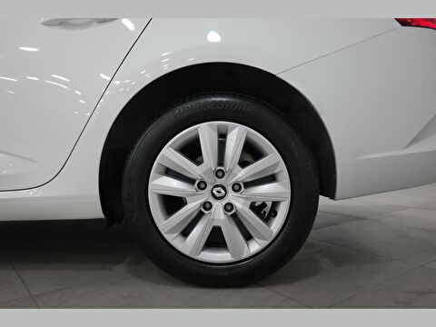 renault, megane, sedan 1.3 tce joy comfort edc, otomatik, benzin 2.el otomobil | renew 22