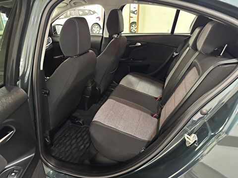 fiat, egea cross, 1.4 fire lounge	trctn+ gsr, manuel, benzin 2.el otomobil | renew 14