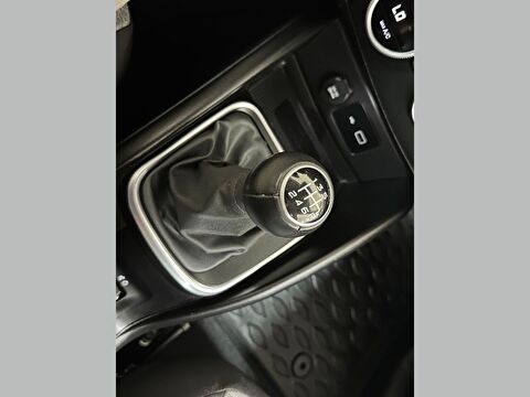 fiat, egea cross, 1.4 fire lounge	trctn+ gsr, manuel, benzin 2.el otomobil | renew 16
