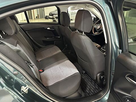 fiat, egea cross, 1.4 fire lounge	trctn+ gsr, manuel, benzin 2.el otomobil | renew 21