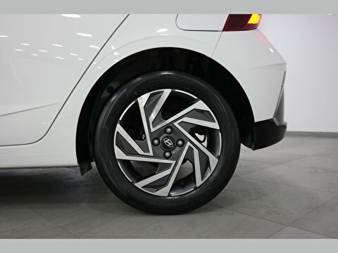 hyundai, i20, hatchback 1.0 t-gdı style dct, otomatik, benzin 2.el otomobil | renew 19