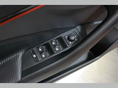 skoda, kamiq, suv 1.5 tsı act monte carlo dsg, otomatik, benzin 2.el otomobil | renew 18