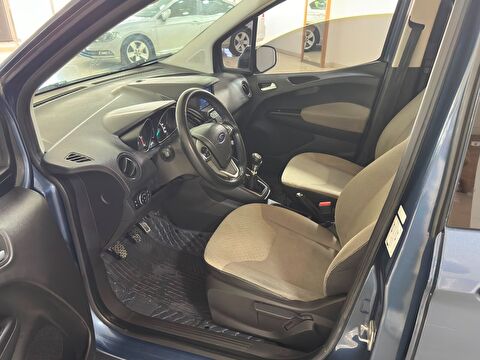 ford, tourneo courier, 1.5 tdcı titanium plus, manuel, dizel 2.el otomobil | renew 15