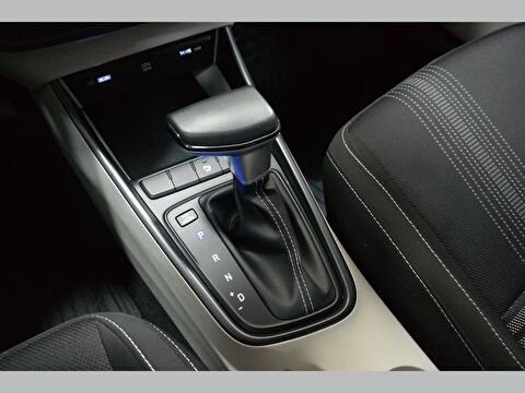 hyundai, i20, hatchback 1.4 mpı style otomatik, otomatik, benzin 2.el otomobil | renew 15